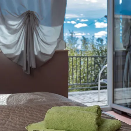Appartamento Beachfront With Sea View - Classic With Sea View *